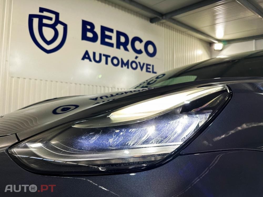 Tesla Model 3 Long-Range Dual Motor AWD