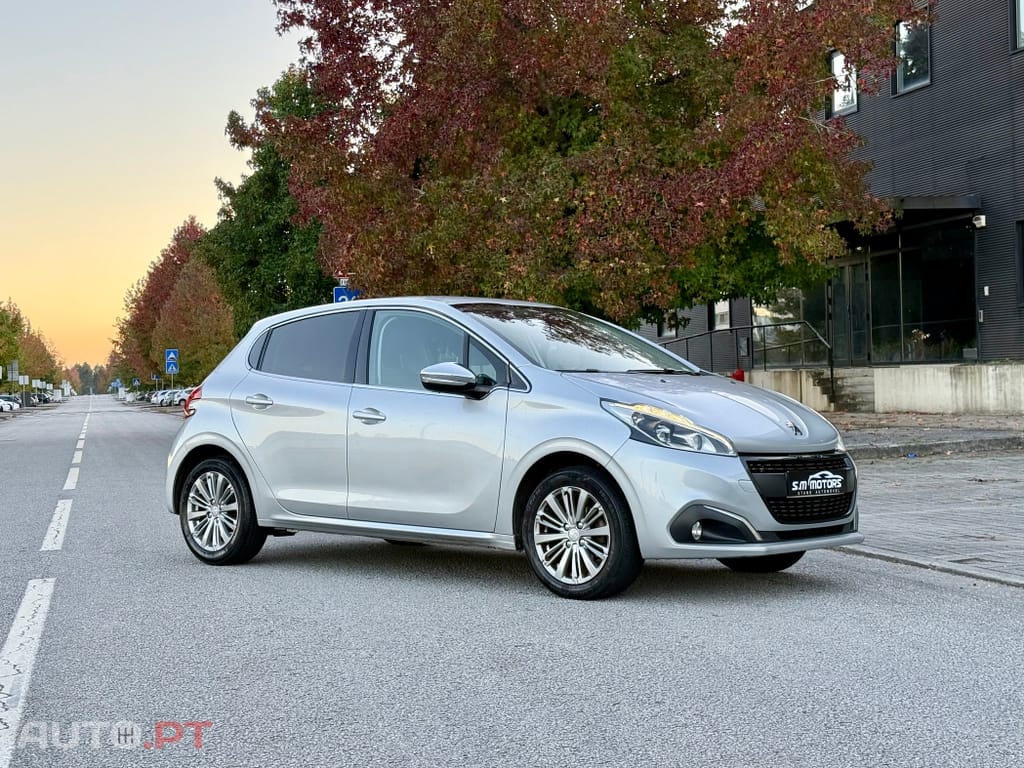 Peugeot 208 1.2 PureTech Allure
