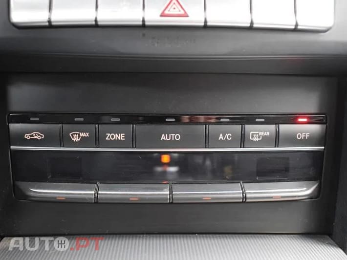 Mercedes-Benz E 300 Bluetec Hybrid Avantgarde