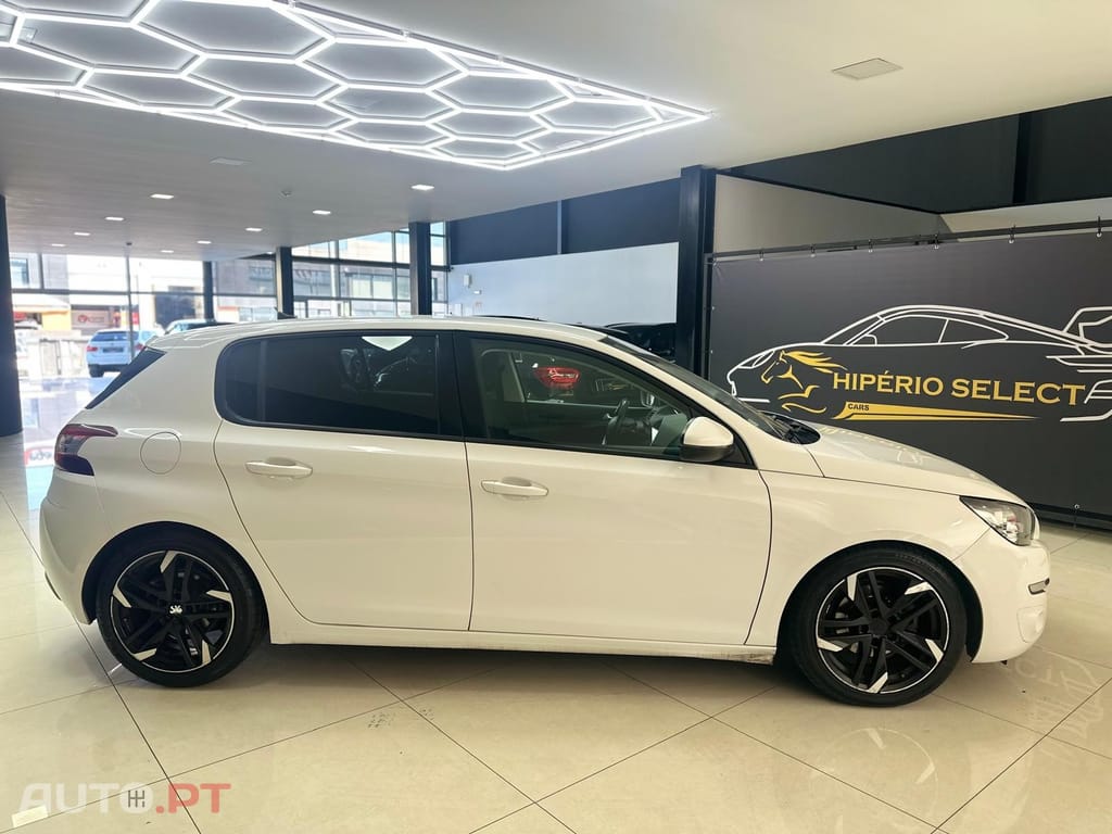 Peugeot 308 1.6 BlueHDi Style