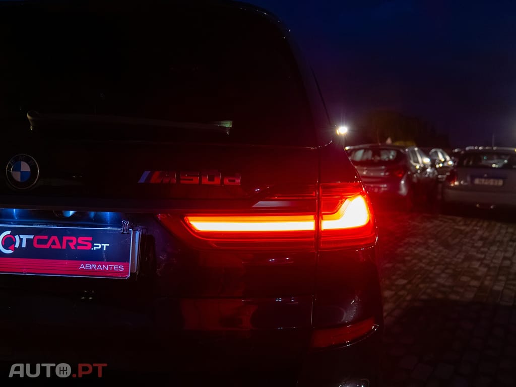 BMW X7 M50d