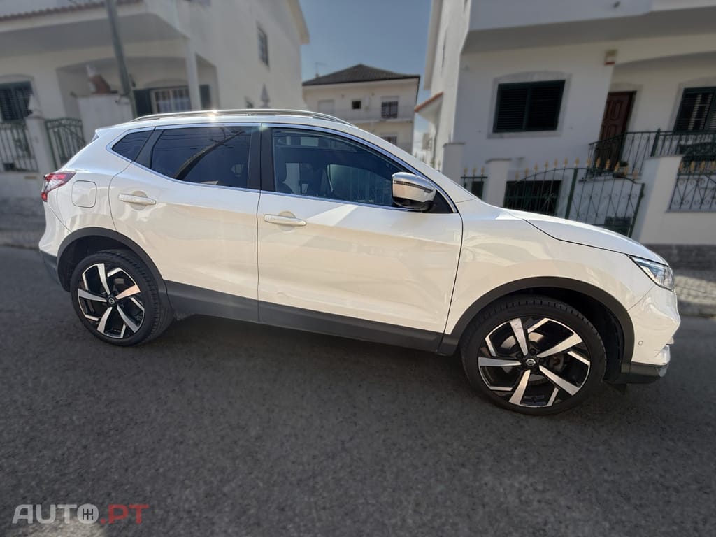 Nissan Qashqai 1.6 dCi Tekna 19 Pele