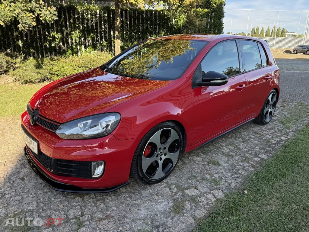 Volkswagen Golf 2.0 GTi