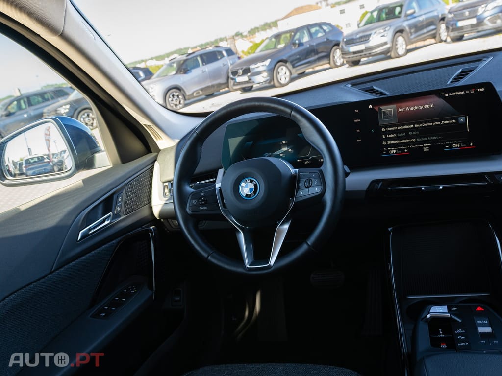 BMW iX1 xDrive30