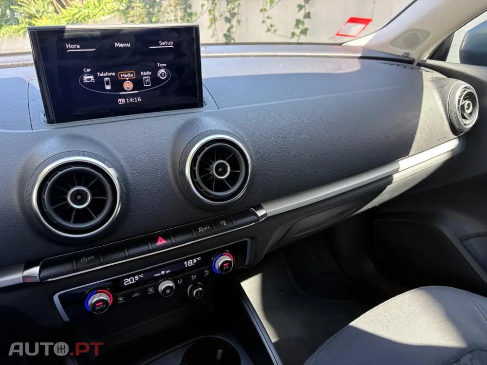Audi A3 1.6 TDI Attraction
