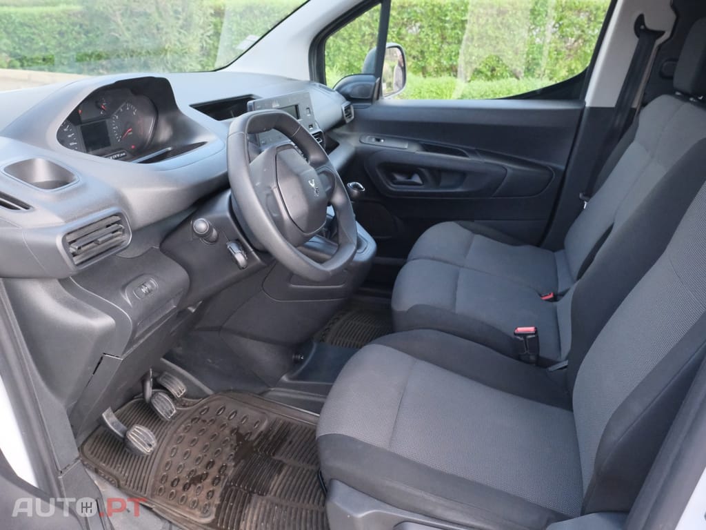 Peugeot Partner 1.6 BlueHDi L1 Asphalt