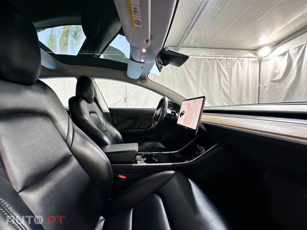Tesla Model 3 LONG RANGE DUAL MOTOR AWD