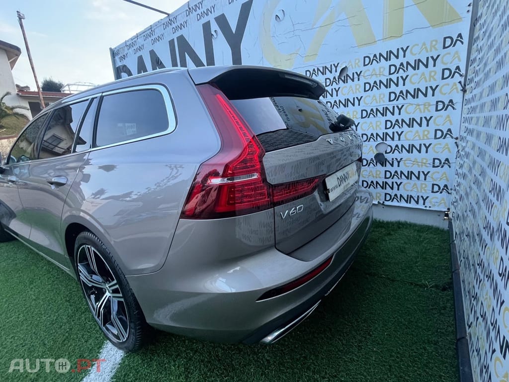Volvo V60 2.0 T8 AWD TE R-Design