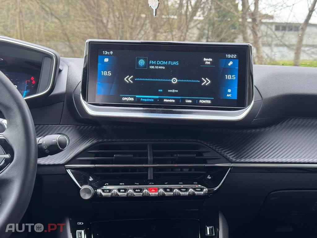 Peugeot 208 1.2 PureTech Allure EAT8