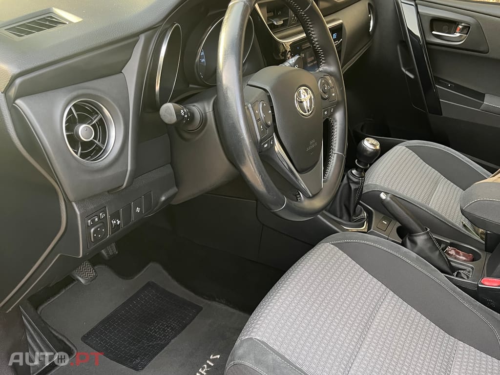 Toyota Auris Touring Sports 1,4 D-4D