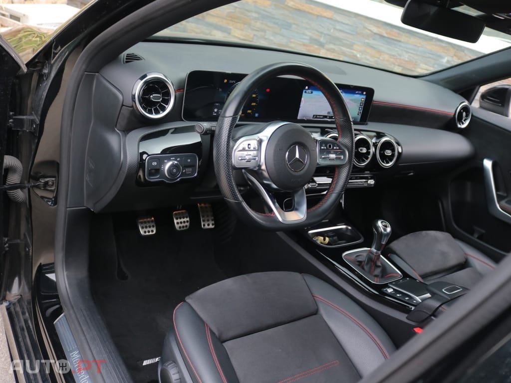 Mercedes-Benz A 160 d AMG Line