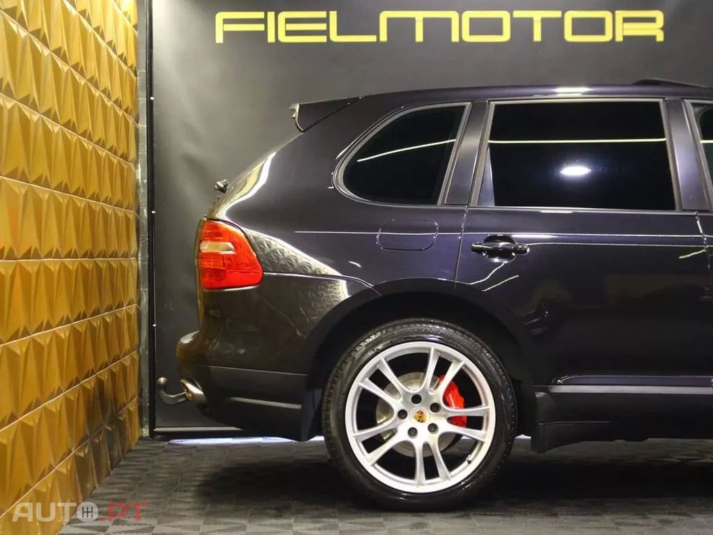 Porsche Cayenne Tiptronic