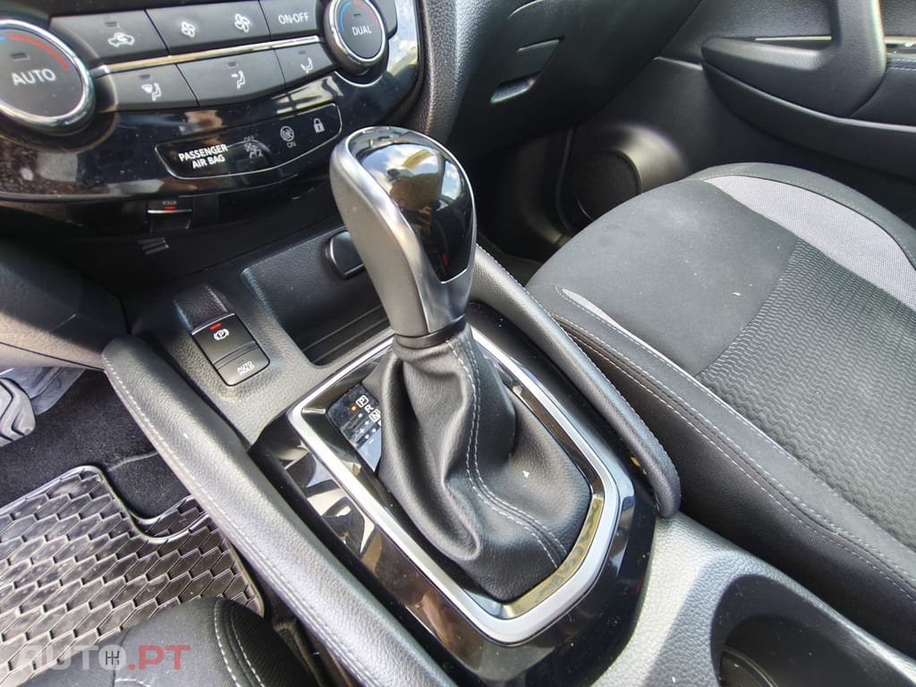 Nissan Qashqai 1.5 dCi N-Connecta DCT