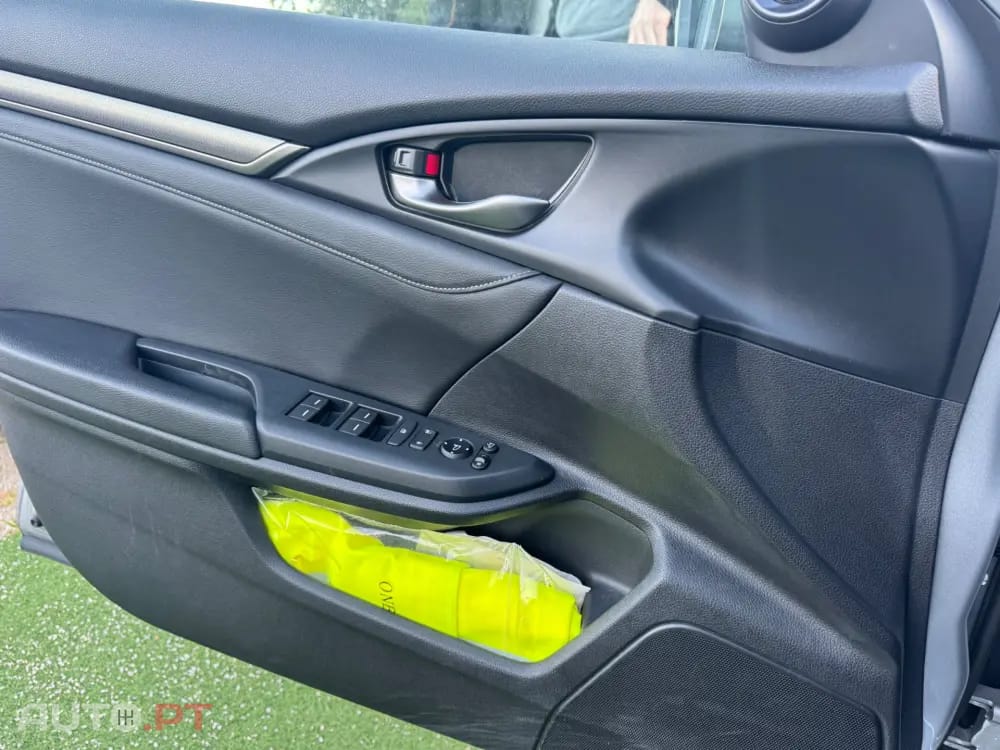 Honda Civic 1.0 i-VTEC Executive Premium
