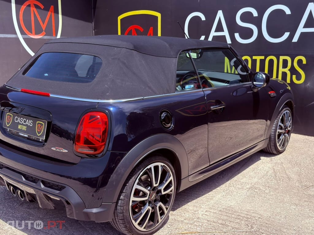 MINI Cabrio John Cooper Works Auto Desportiva