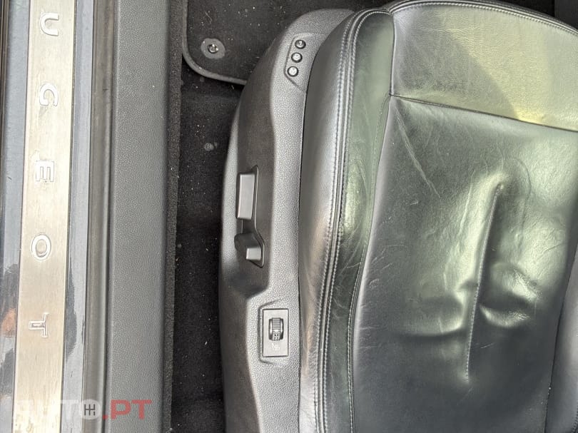 Peugeot RCZ 2.0 HDi 130g