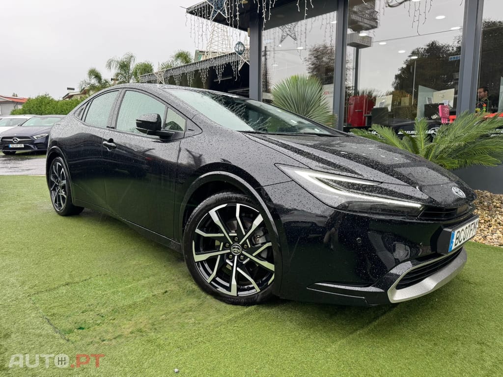 Toyota Prius 2.0 Plug-in Luxury