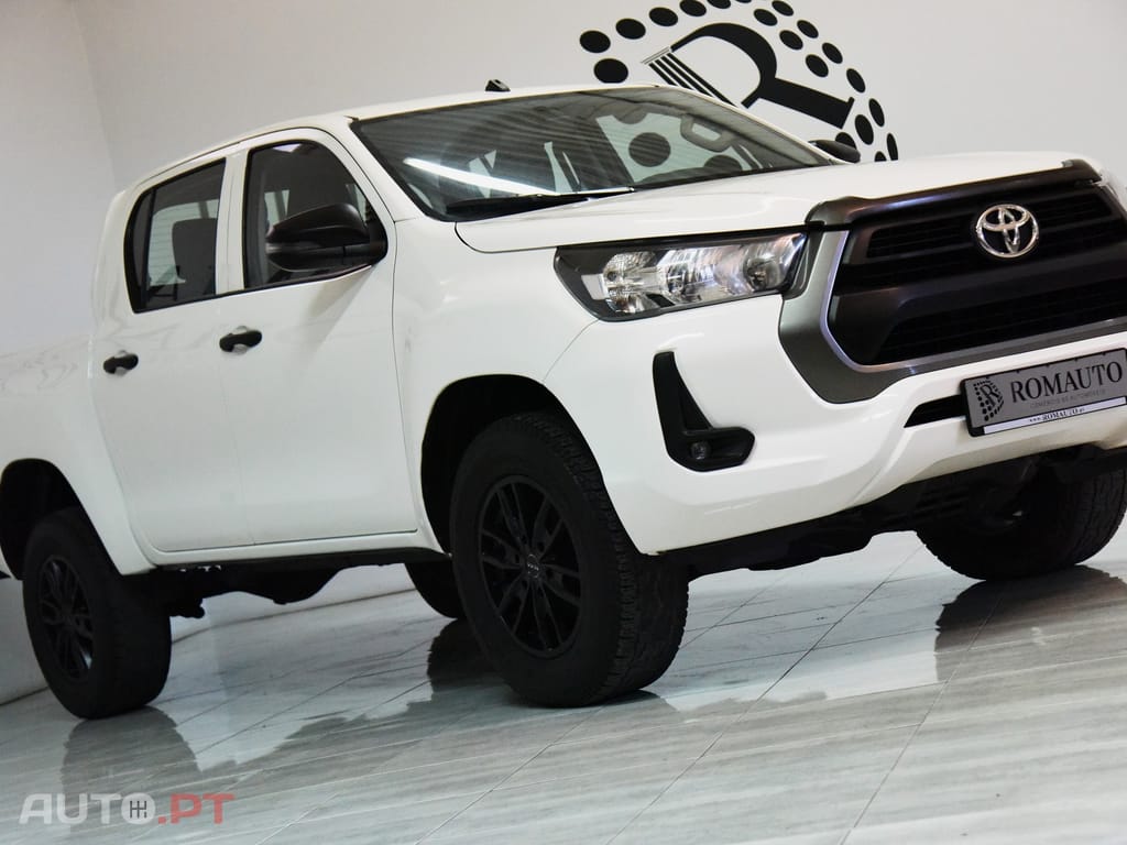 Toyota Hilux 2.4 D-4D 4WD Challenge