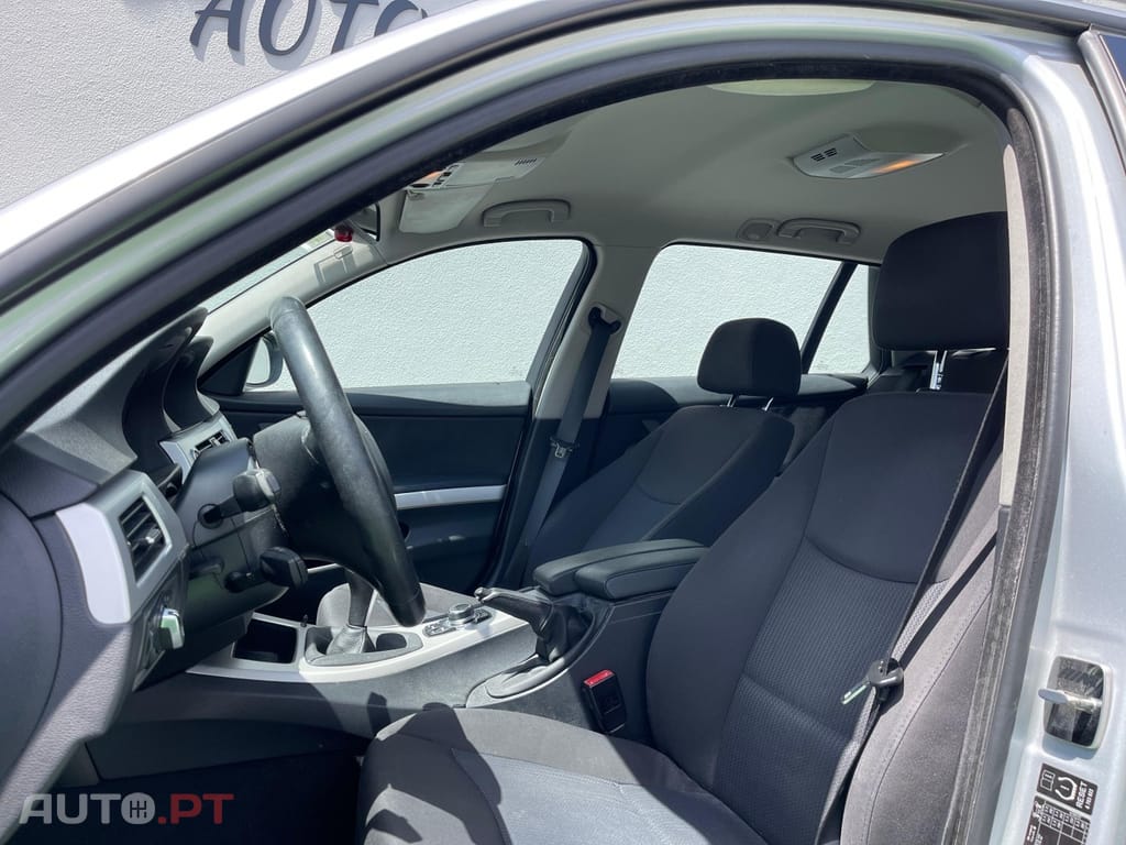 BMW 320 d Touring Navigation Sport