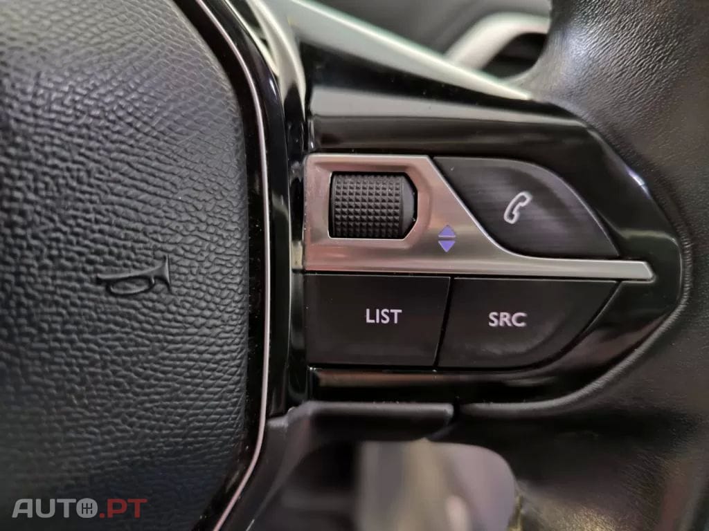 Peugeot 3008 1.2 PureTech Allure EAT8