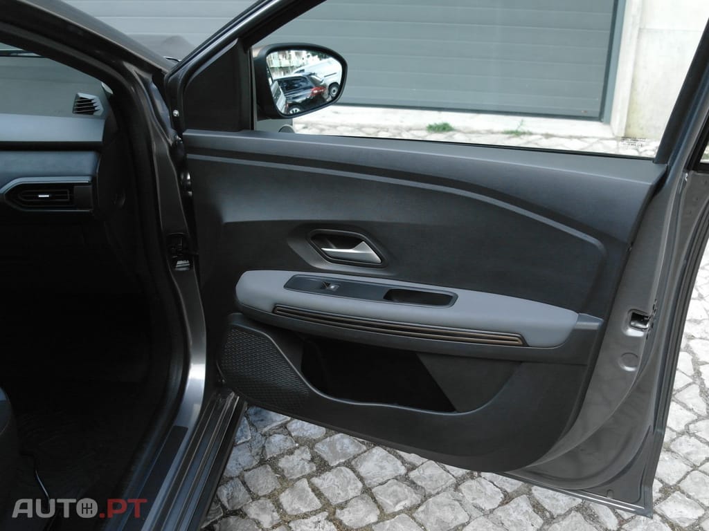 Dacia Jogger 1.2 ECO-G Extreme 7L