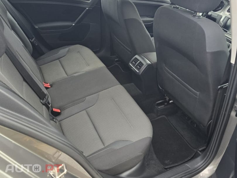 Volkswagen Golf 1.6 Tdi