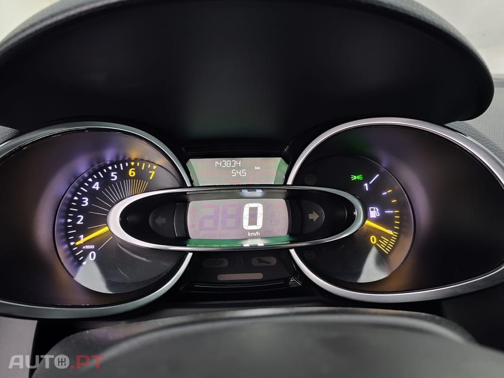 Renault Clio Sport Tourer 0.9 TCe Limited