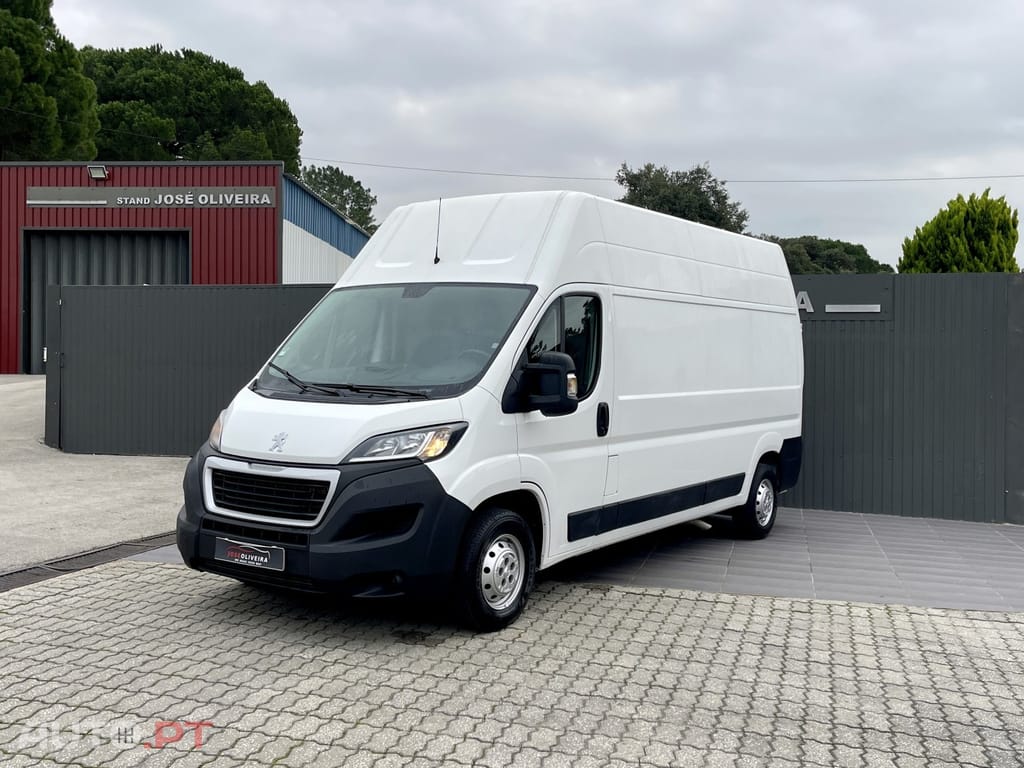 Peugeot Boxer 2.2 BLUE HDI