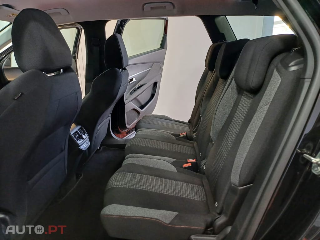 Peugeot 5008 1.5 BlueHDi Allure Pack EAT8
