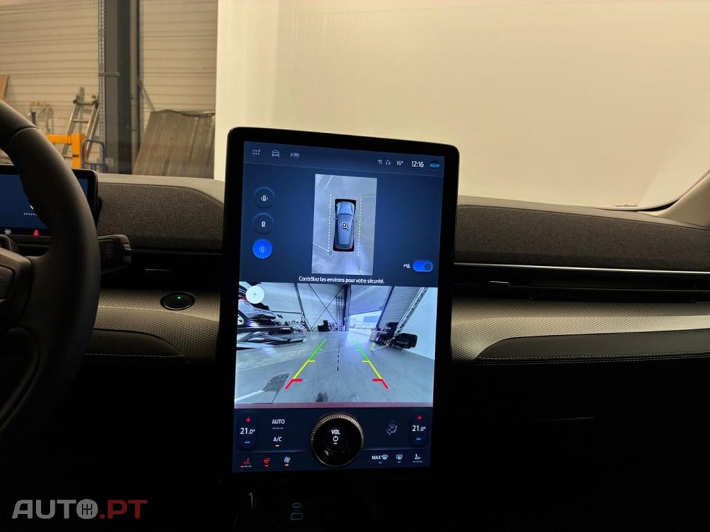 Ford Mustang Mach-E Standard Range