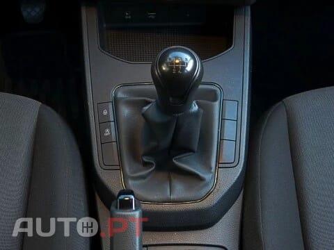 SEAT Ibiza 1.6 TDI Reference — fotografia 21