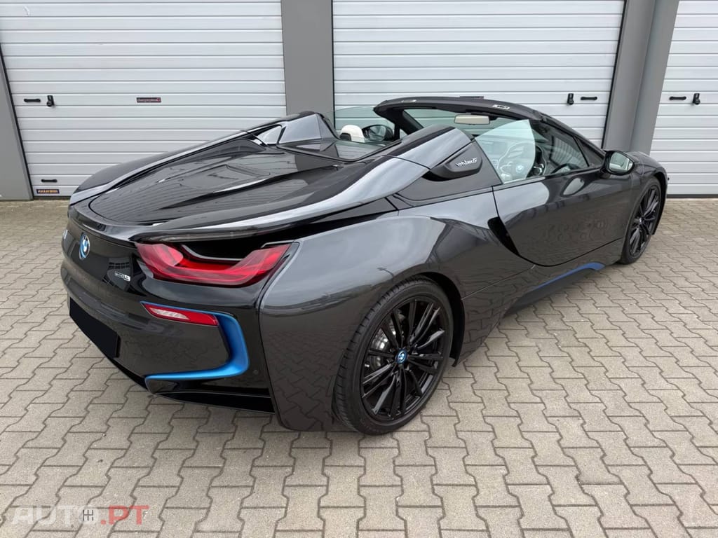 BMW i8 Roadster First Edition