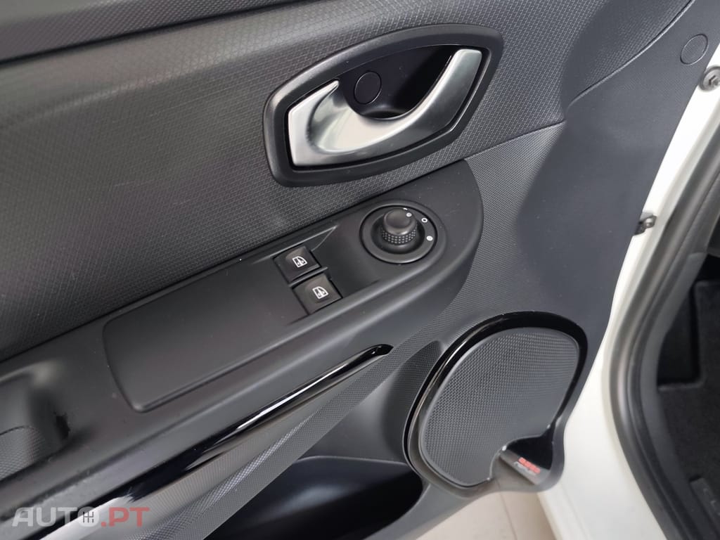 Renault Clio Sport Tourer 0.9 TCe Limited