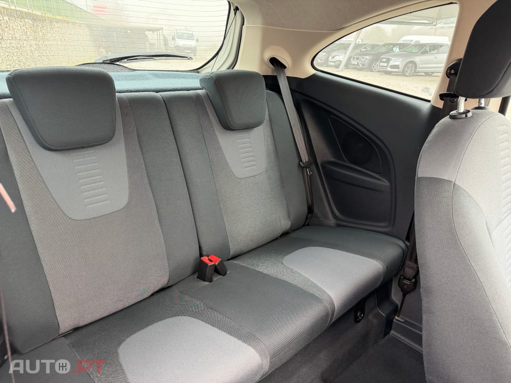 Ford KA 1.2 Titanium