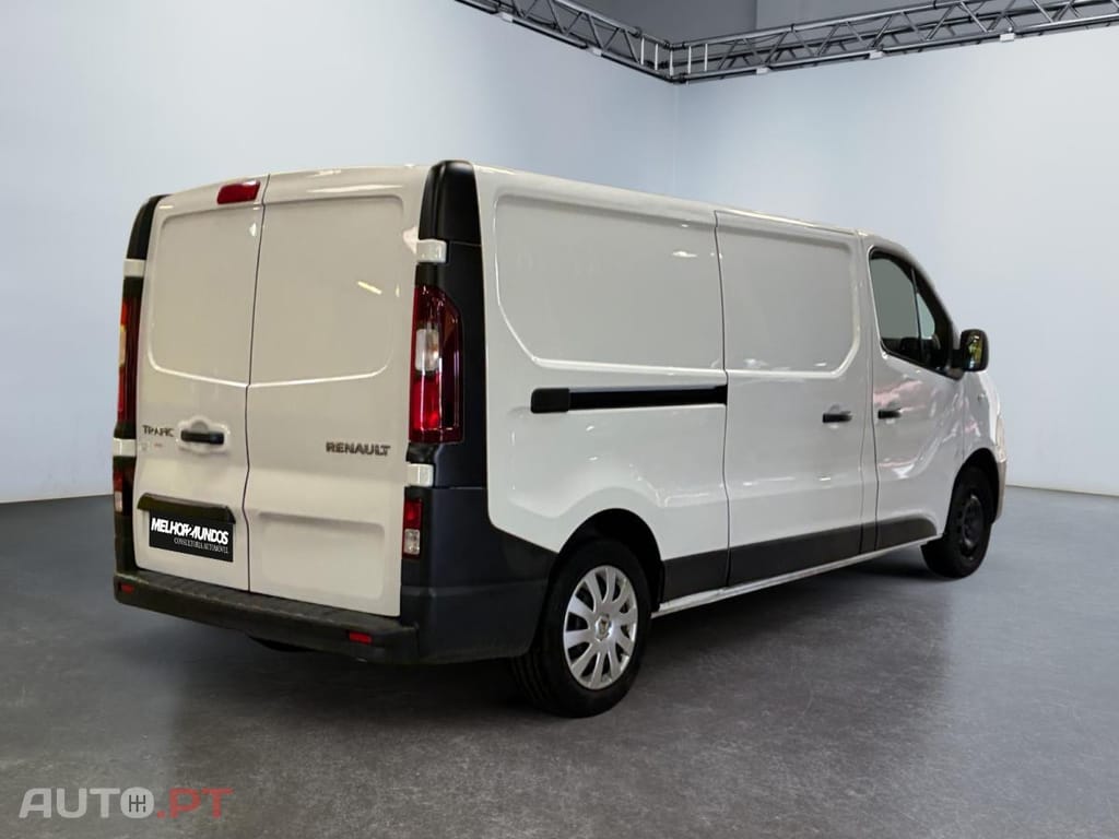 Renault Trafic 2.0 dCi L2H1 1.3T Grand Confort