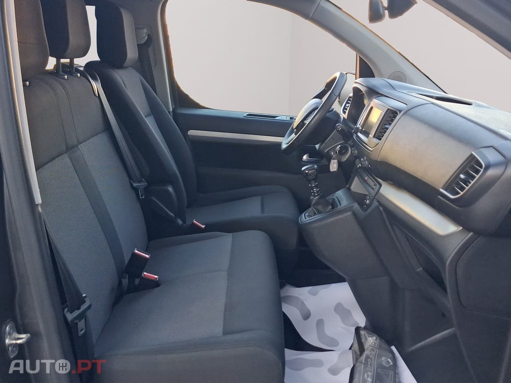 Peugeot Traveller 1.5 BlueHDi L3H1 Long