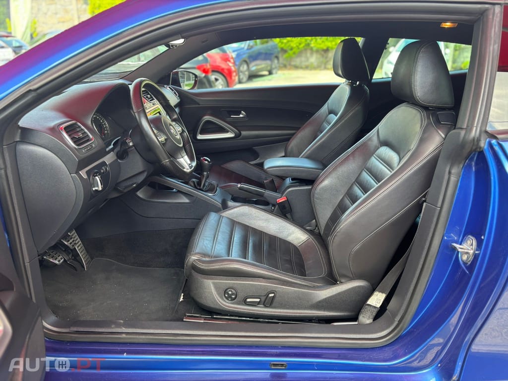 Volkswagen Scirocco 2.0 TDi Sport