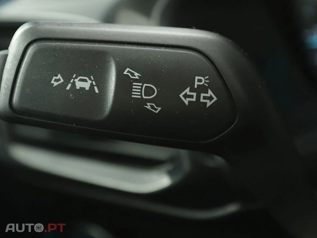 Ford Puma 1.0 EcoBoost MHEV Titanium