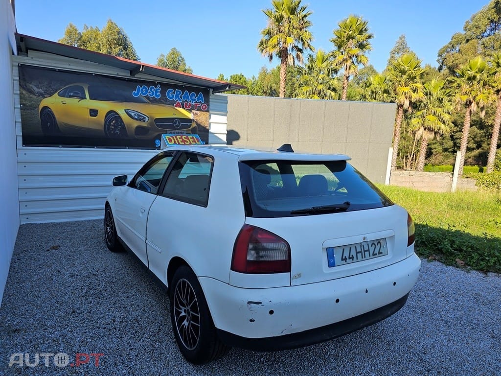 Audi A3 1.9Tdi Sport 90Cv