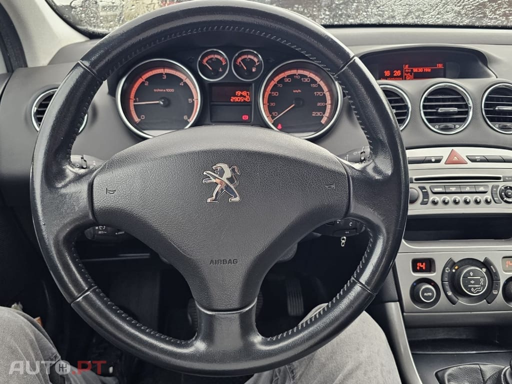 Peugeot 308 1.6 e-HDi Access CVM6
