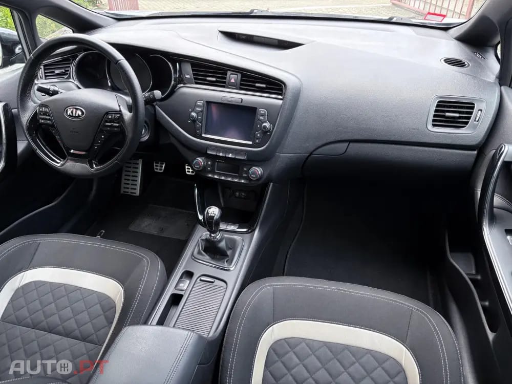 Kia Ceed 1.6 CRDi GT Line