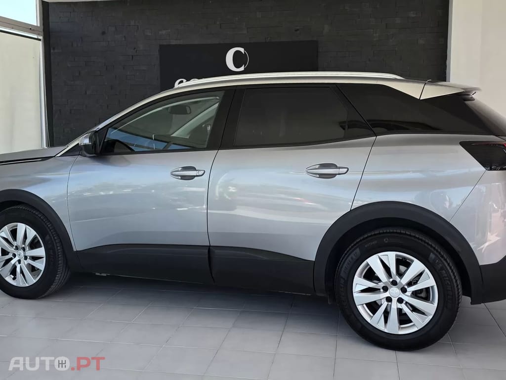 Peugeot 3008 1.5 BlueHDi Active