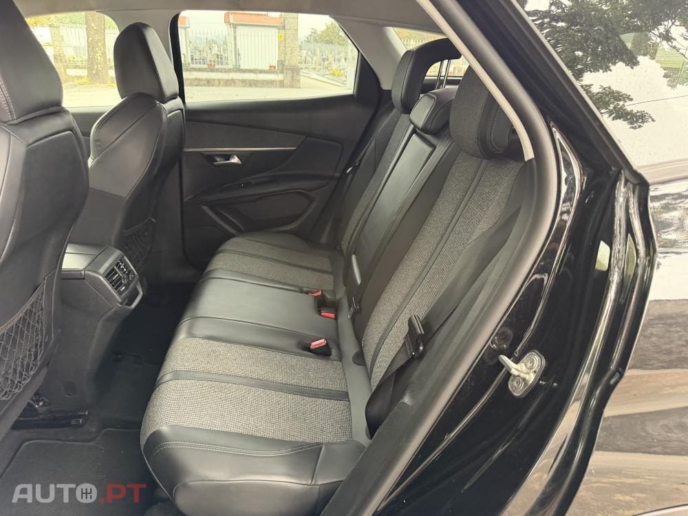 Peugeot 3008 1.6 BlueHDi Allure EAT6 J18
