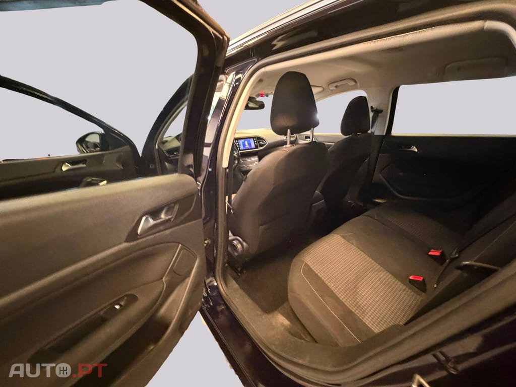 Peugeot 308 1.2 e-THP Allure
