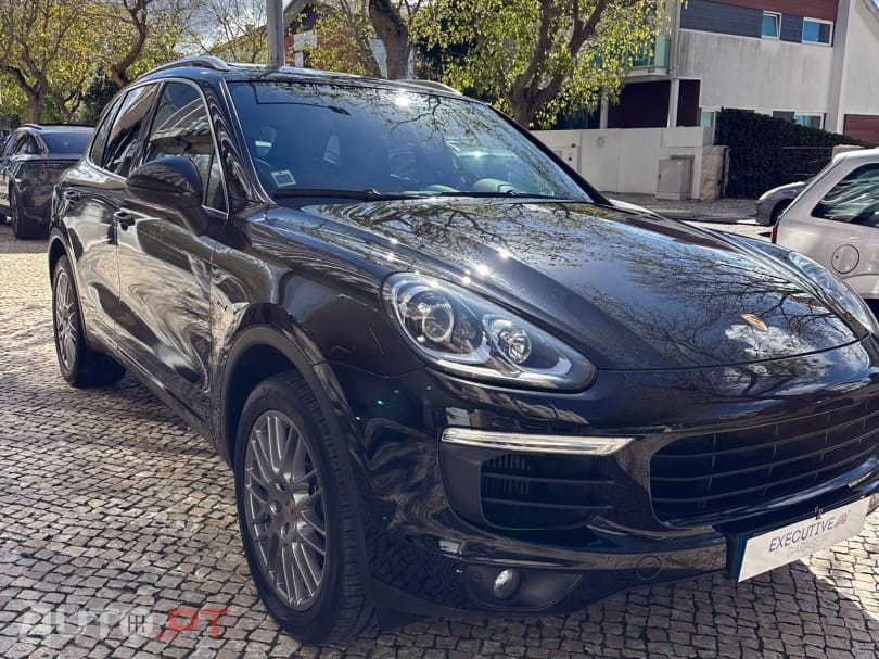Porsche Cayenne Platinum Edition