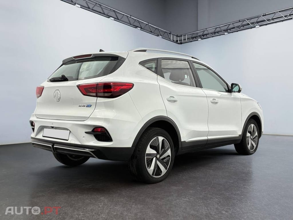 MG ZS 50.3 kWh Luxury