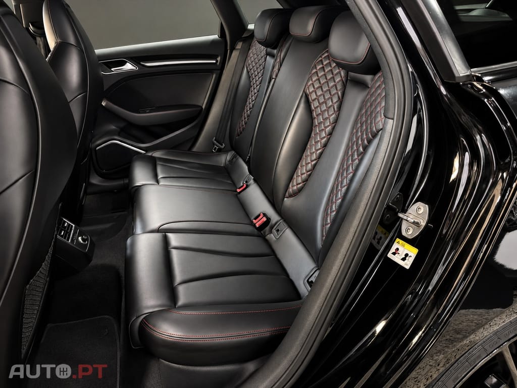 Audi RS3 Sportback 2.5 TFSI quattro S tronic