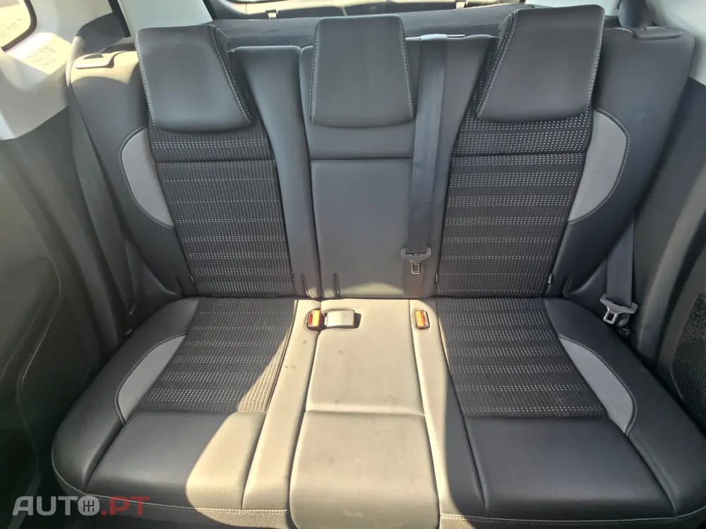 Peugeot 2008 PureTech 130 Allure Pack