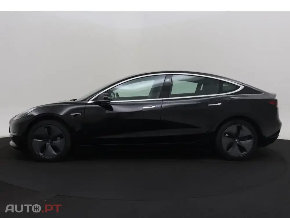 Tesla Model 3 Long-Range Dual Motor AWD