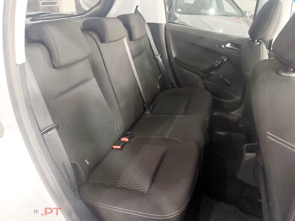 Peugeot 208 1.2 VTi Active